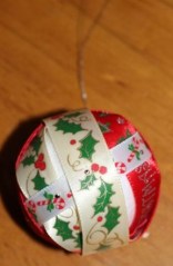 A's ribbon bauble.